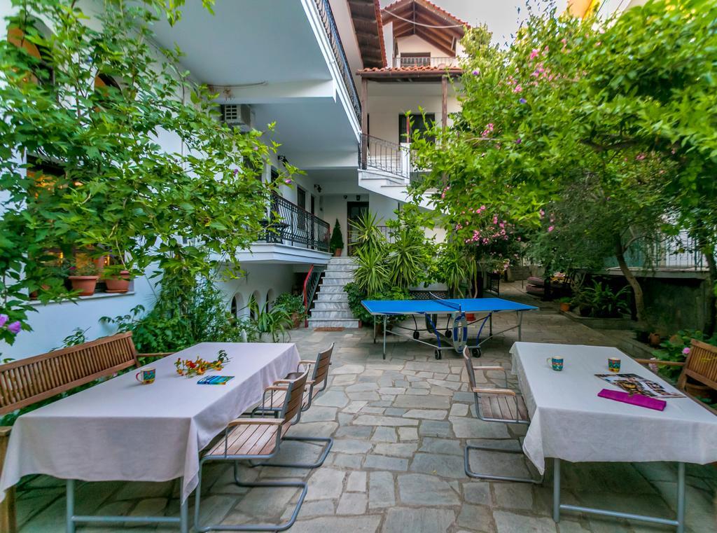 Pension Aldebaran Hotel Potos Exterior photo